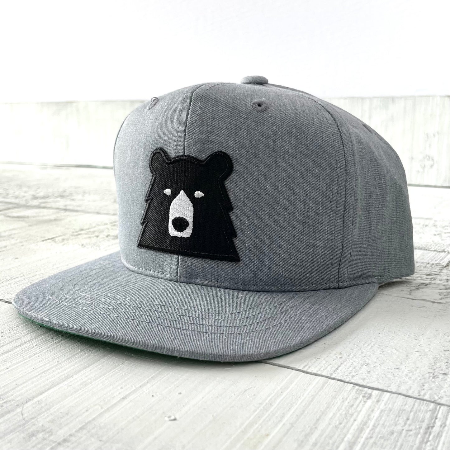 Kids Snapback - Heather with Black Bear