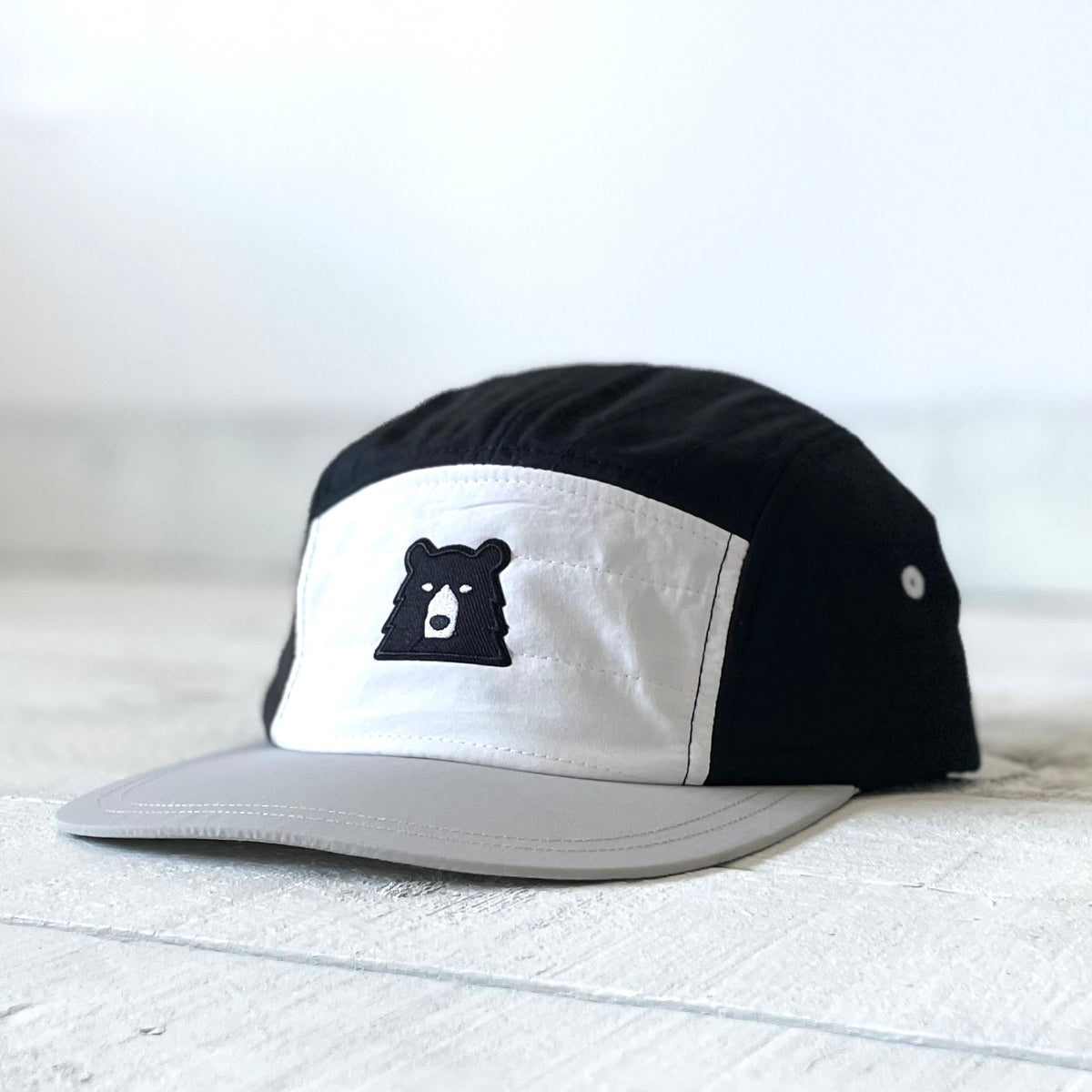 5 Panel Quilted - Black/White/Grey