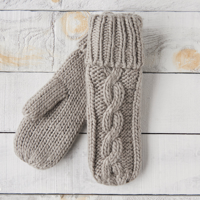 Chunky Cable Knit Mittens - Light Grey